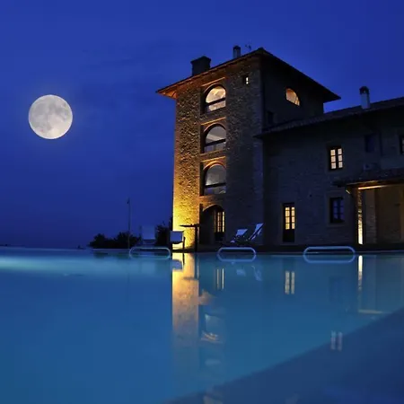 I Tre Poggi Dimora Di Charme Farmház *