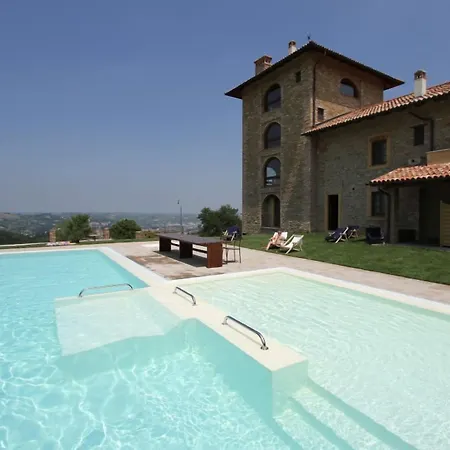 I Tre Poggi Dimora Di Charme Hotel 3*