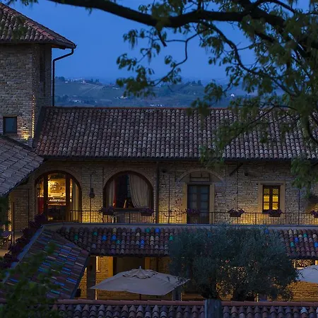 Vakantieboerderij I Tre Poggi Dimora Di Charme